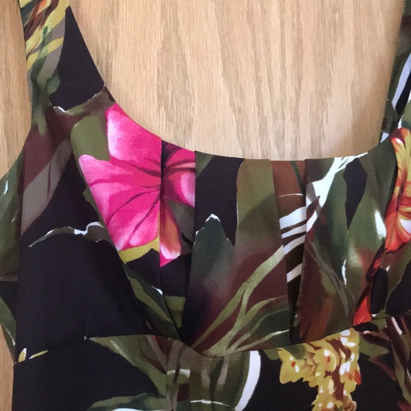 Connected apparel dress - Picture 5 of 5